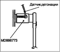 Снятие и установка датчика детонации